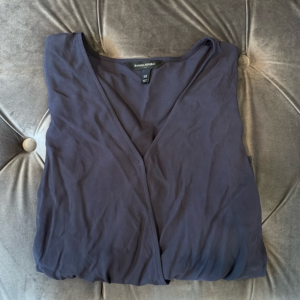 Banana Republic top! Size: Woman’s XS